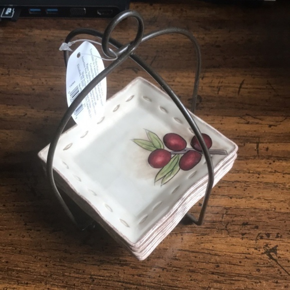 Grasslands Road ceramic tidbit plates with holder-set of 4 NWT